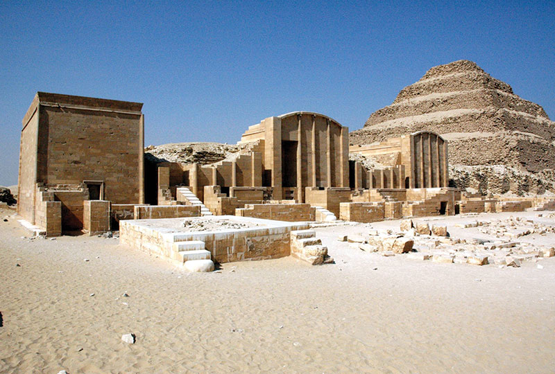 Day Tour to Giza Pyramids & Sakkara